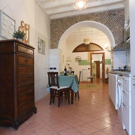 Locanda Cappellari - Campo De' Fiori Рим Экстерьер фото