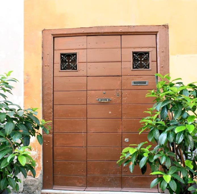 Locanda Cappellari - Campo De' Fiori Рим Экстерьер фото