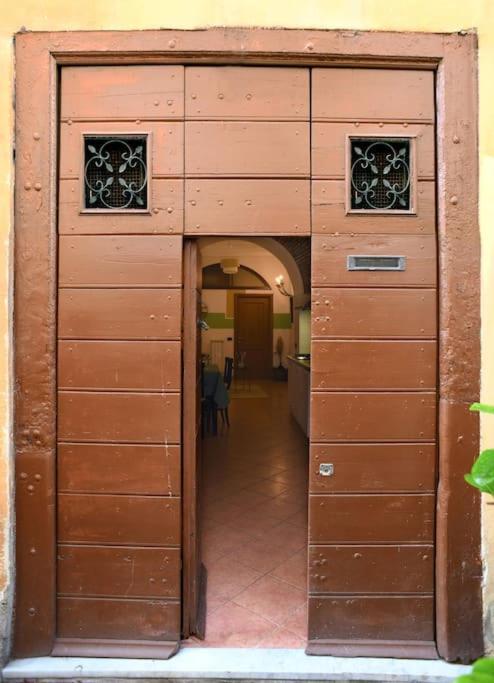 Locanda Cappellari - Campo De' Fiori Рим Экстерьер фото